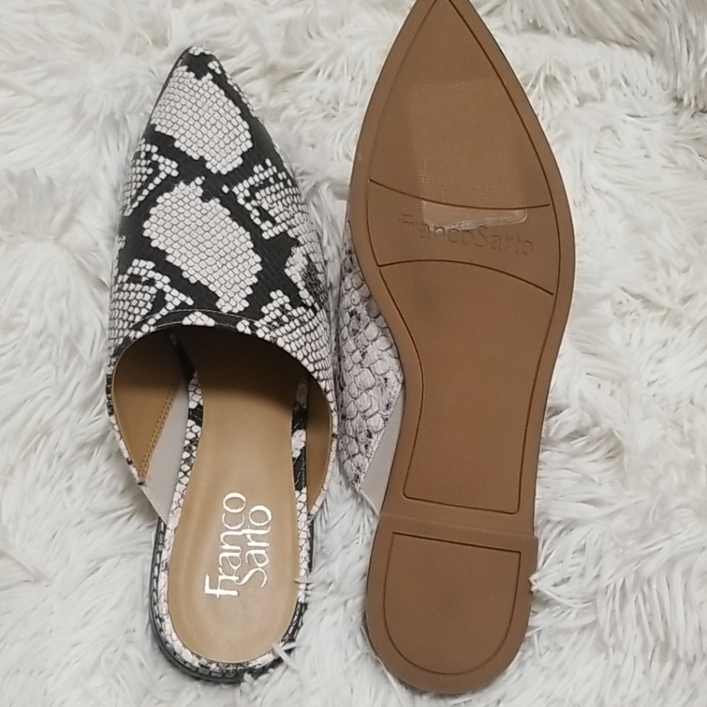 Shoe - Picture 3 of 4